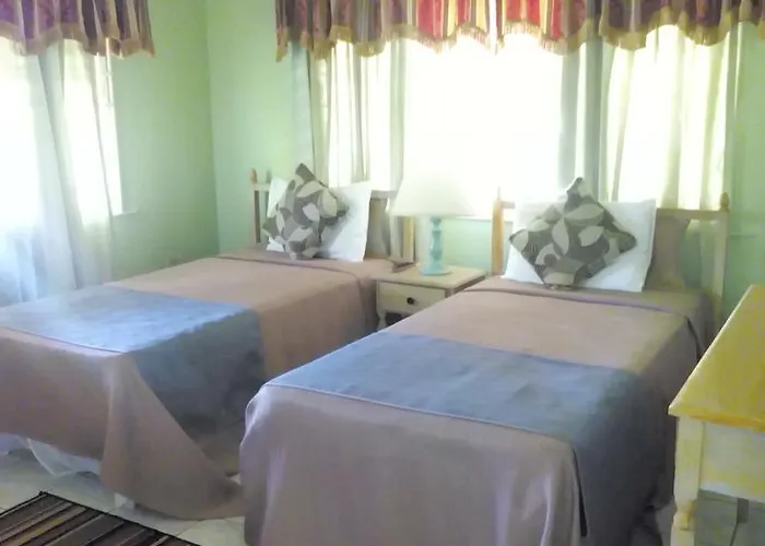Silver Creek Hotel 3*