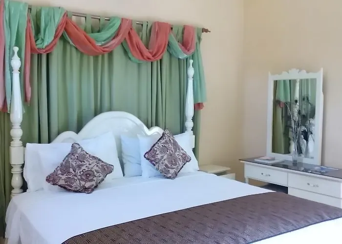 Hotel Silver Creek Runaway Bay