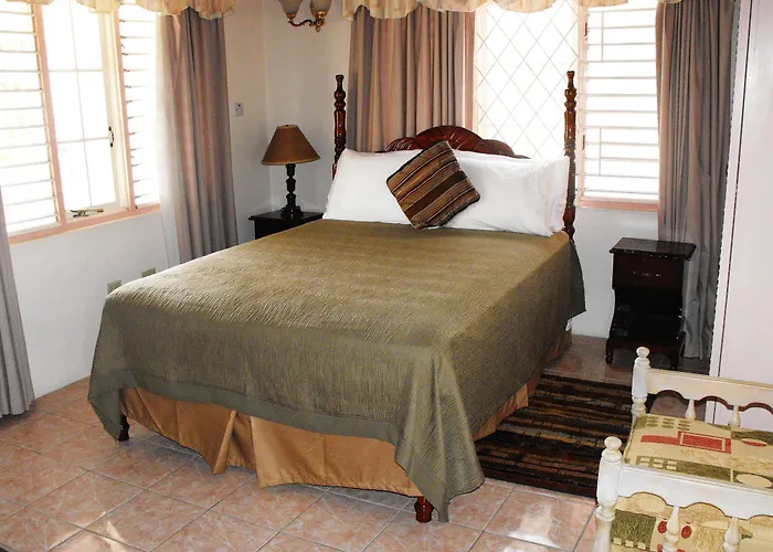 Hotel Silver Creek Runaway Bay